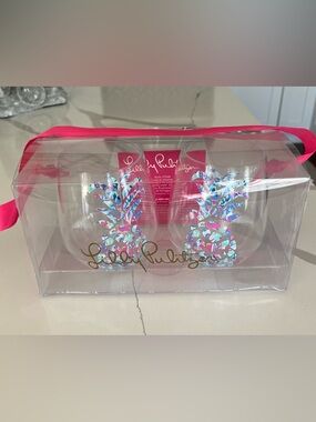 Lilly Pulitzer Tropical Pineapple Stemless Wine Glasses - .New in box